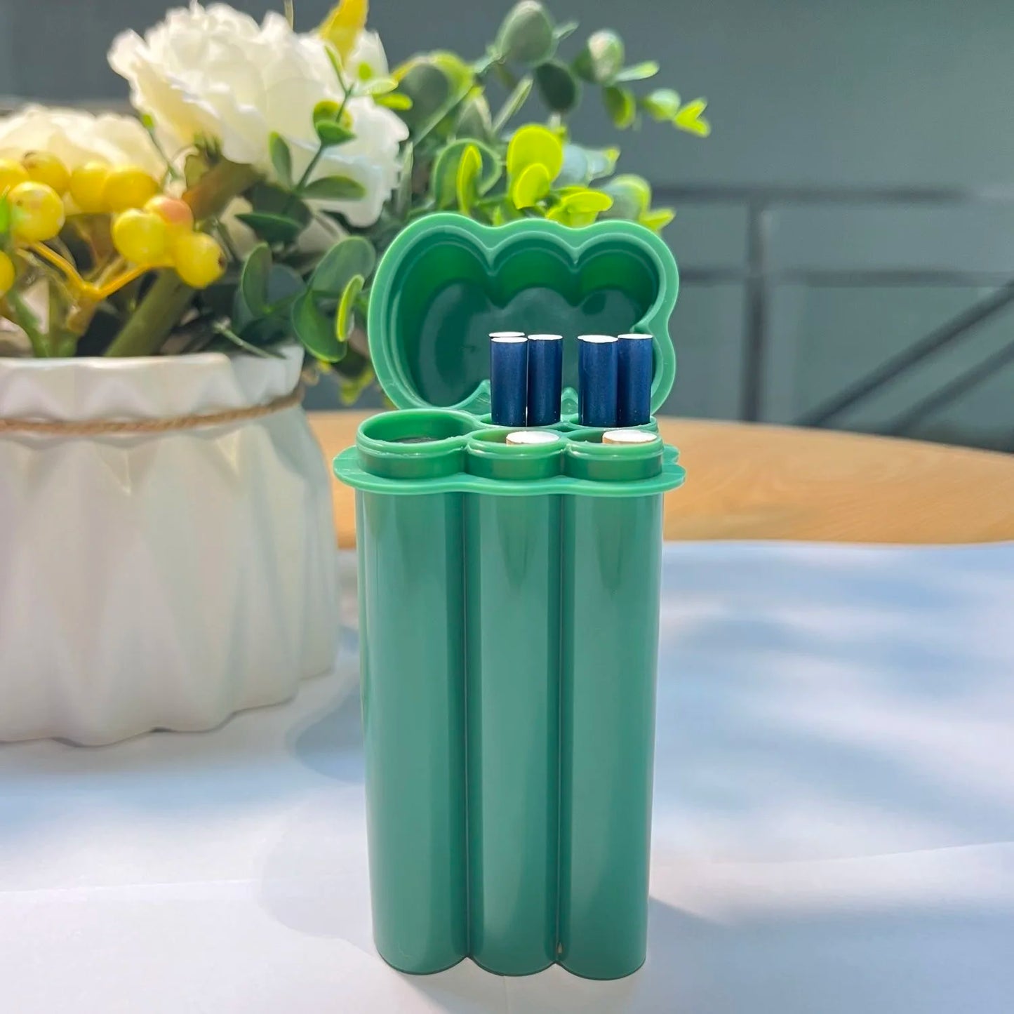 Integrated Flip-Top Case